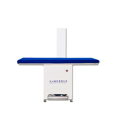 As tábuas de passar roupa pequenas têm bordas acolchoadas?